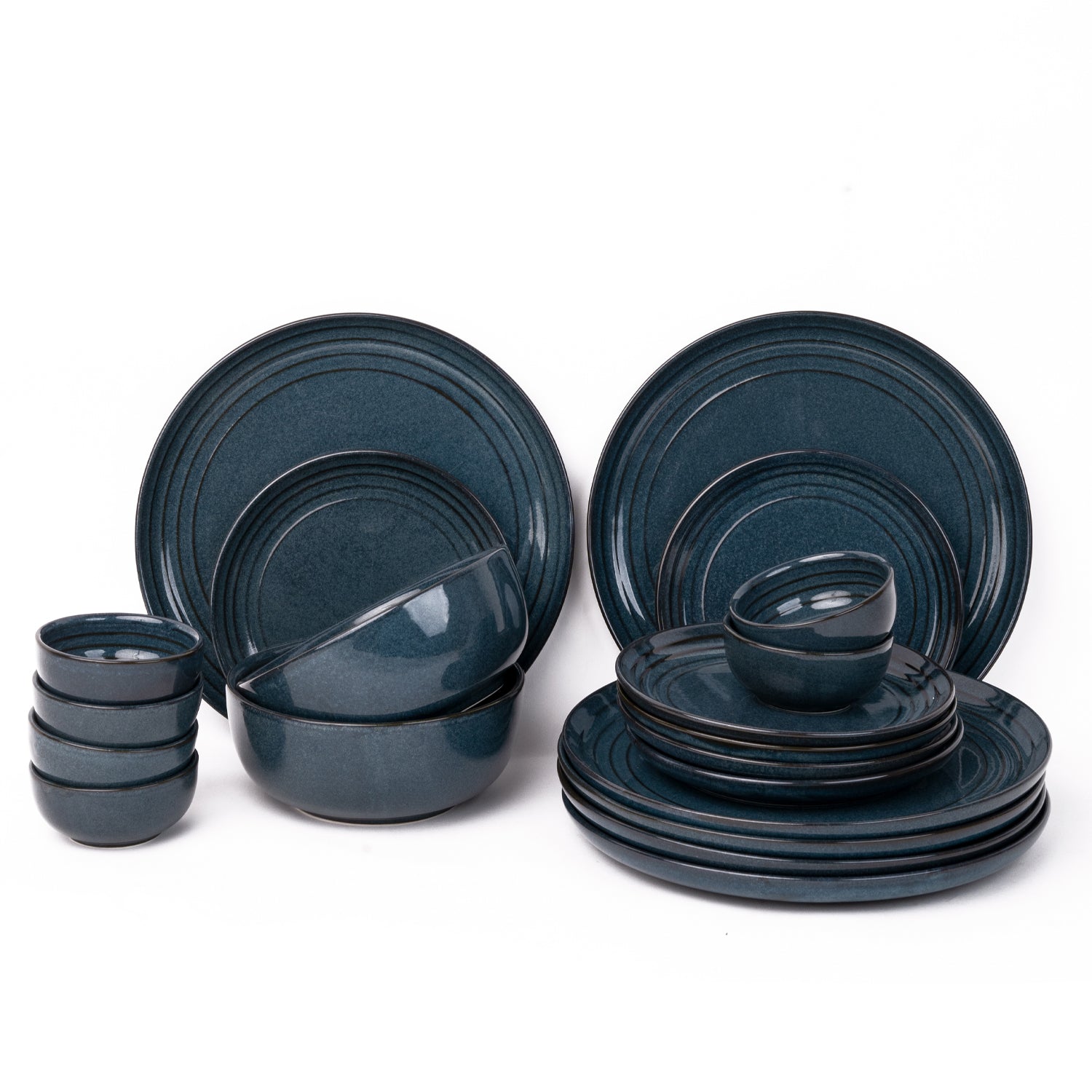 2 Serving Bowls