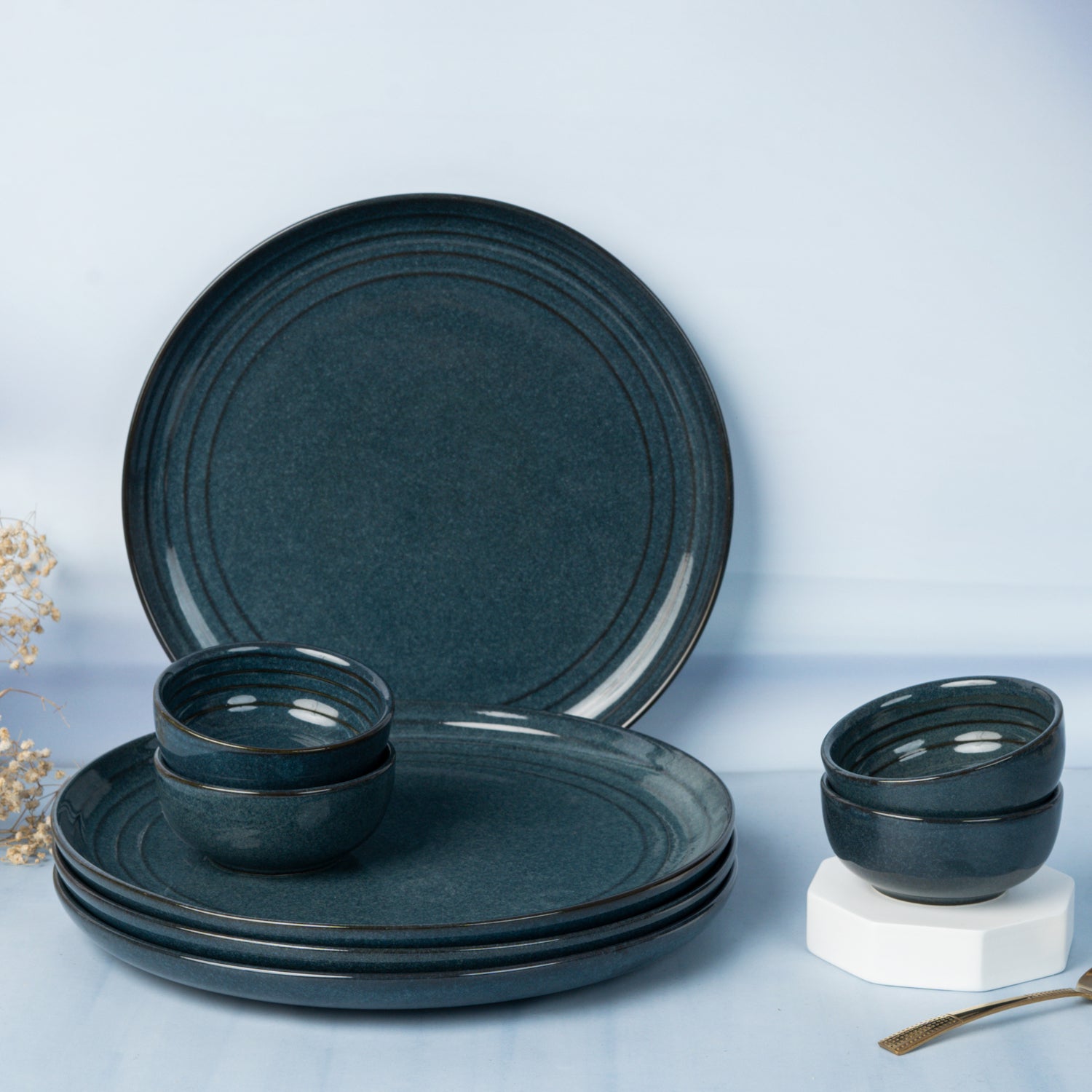 4 Small Dinner Bowls/Katori