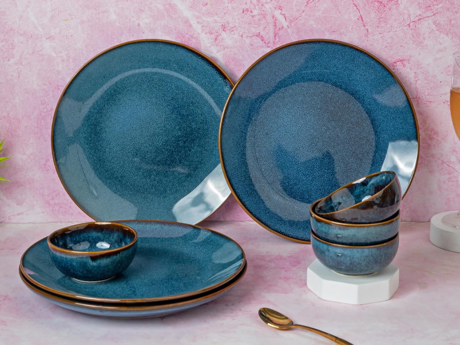 Small dinner bowls