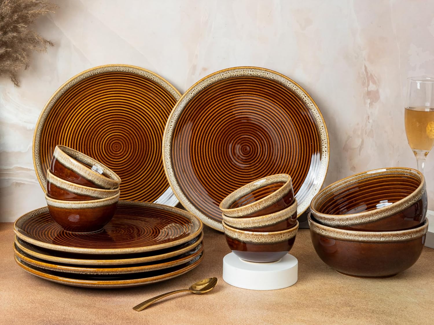 2 Serving Bowls